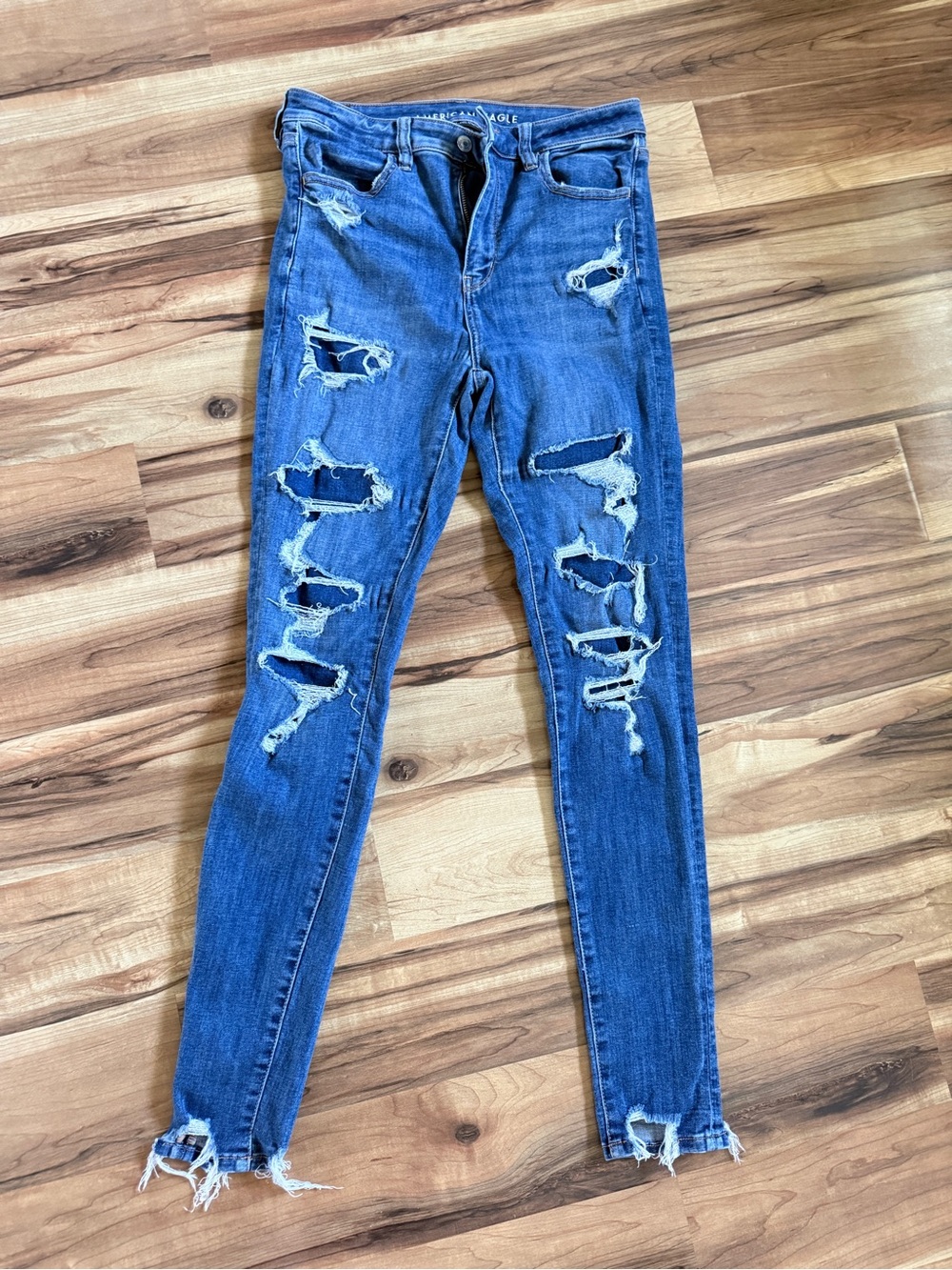 American Eagle Ripped Super High-Waisted Jegging | Women’s 10 Regular